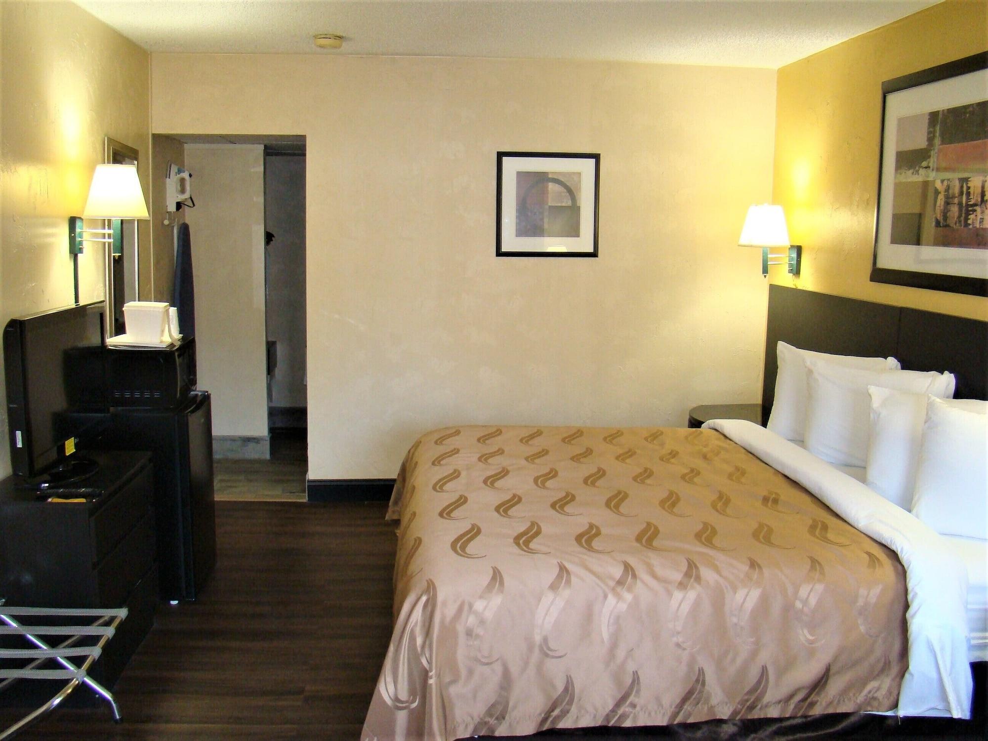 Baymont By Wyndham Front Royal Near Shenandoah National Park Hotell Eksteriør bilde