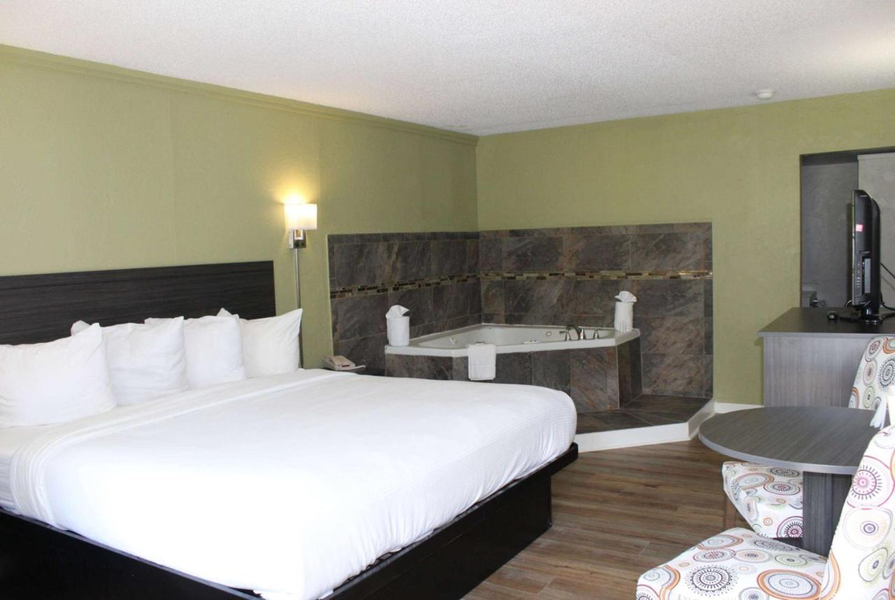 Baymont By Wyndham Front Royal Near Shenandoah National Park Hotell Eksteriør bilde
